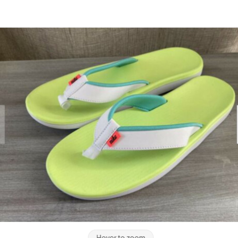 NIKE BELLA KAI THONG FLIP FLOPS COMFORT SANDALS WHITE GREEN VOLT NEON WOMENS 10.